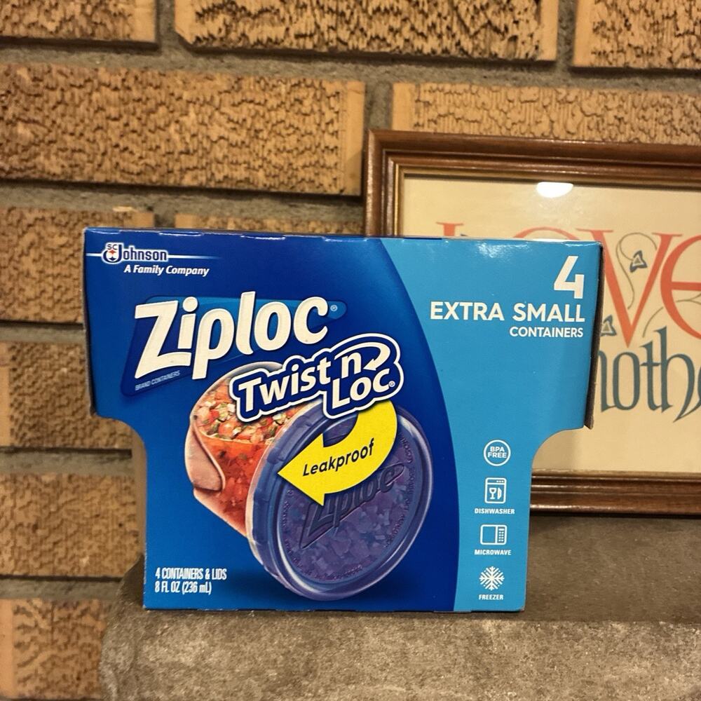 Ziploc Twist 'N Loc Food Storage Containers Extra Small 8 Oz‎ 4 Containers